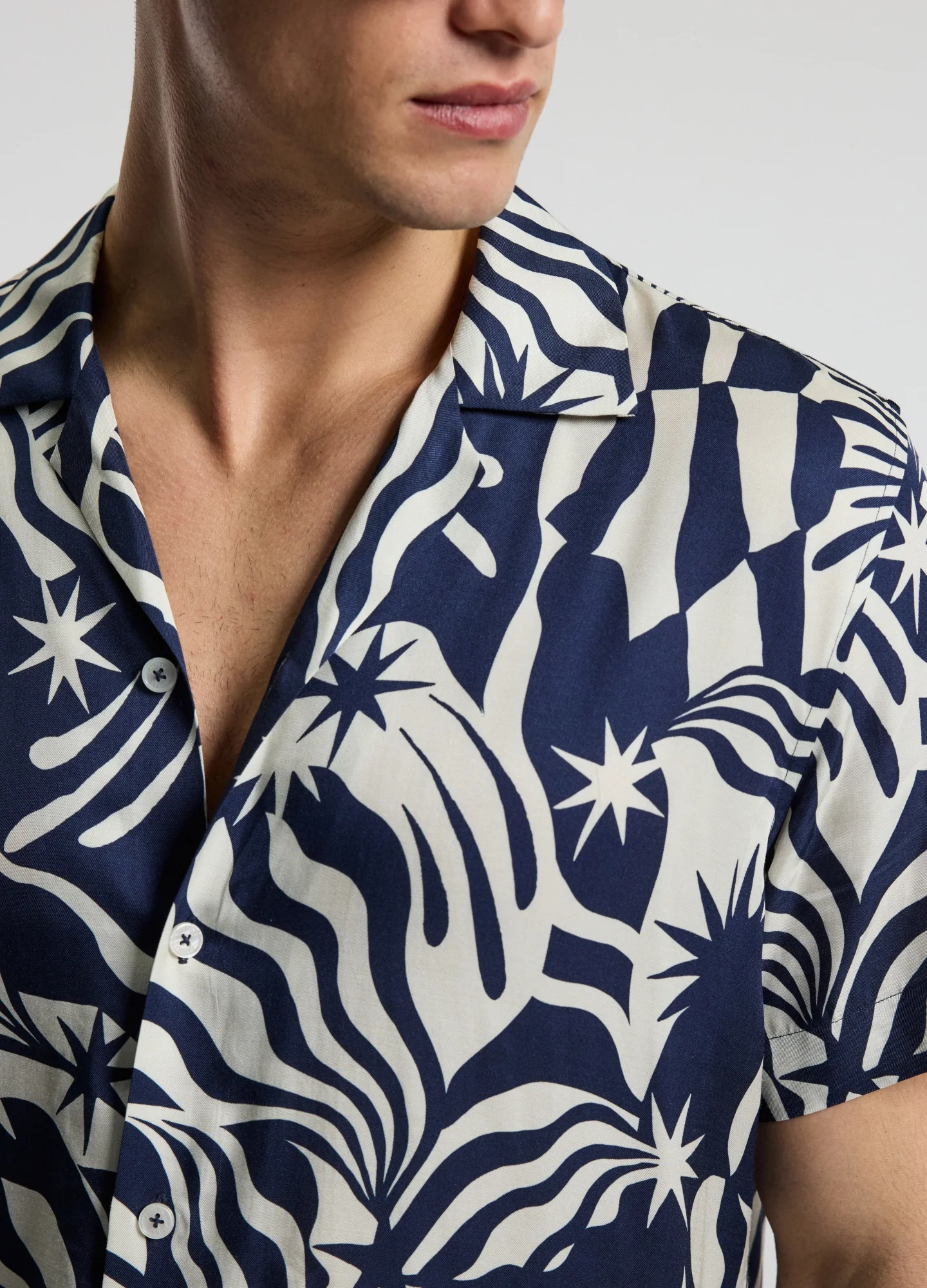 Astro Print Short Sleeve Shirt Navy - Image 4