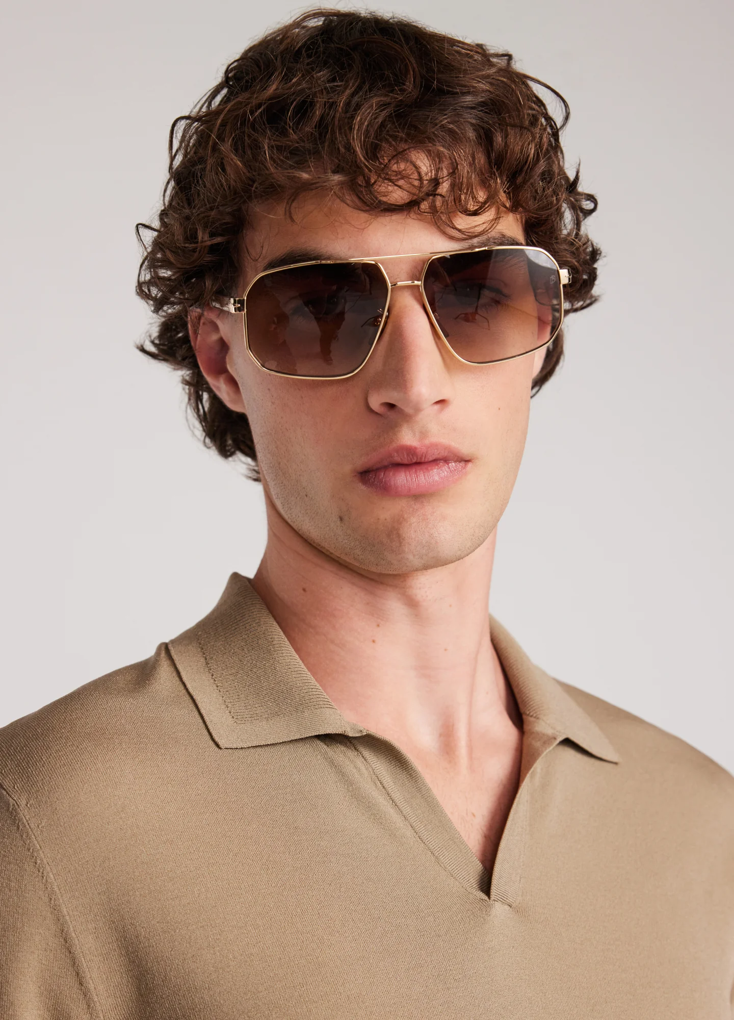 David Beckham Metal Frame Sunglasses Gold Co - Image 5