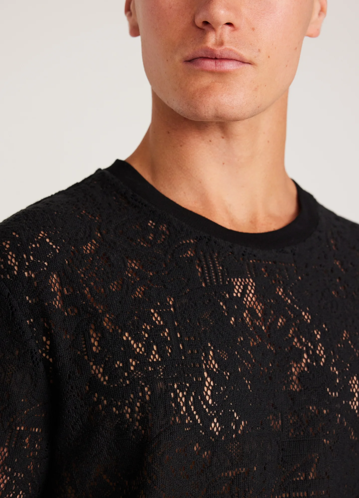 Heavy Lace T-shirt Black - Image 4