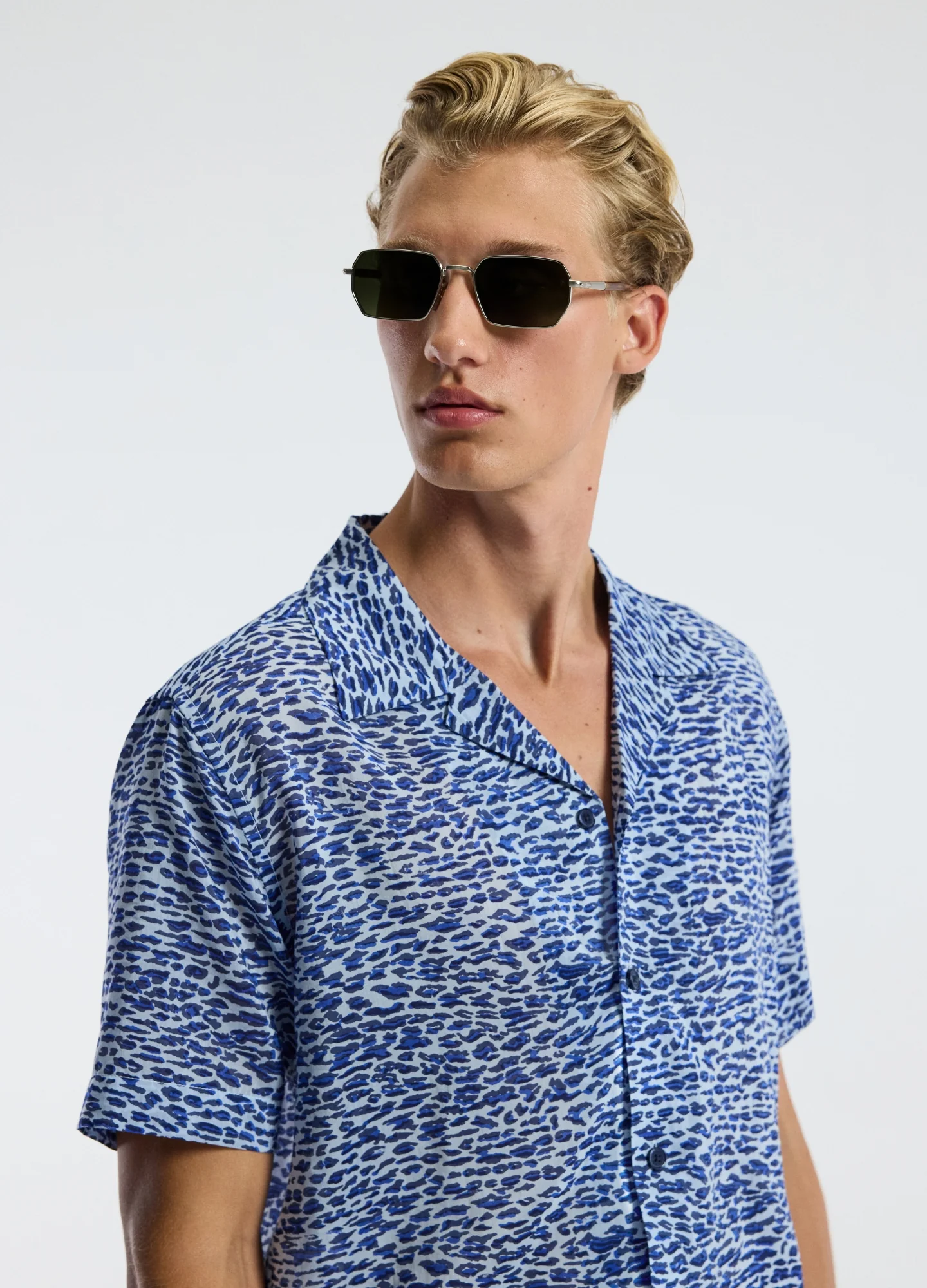 Leopard Print Short Sleeved Shirt Blue - Image 4