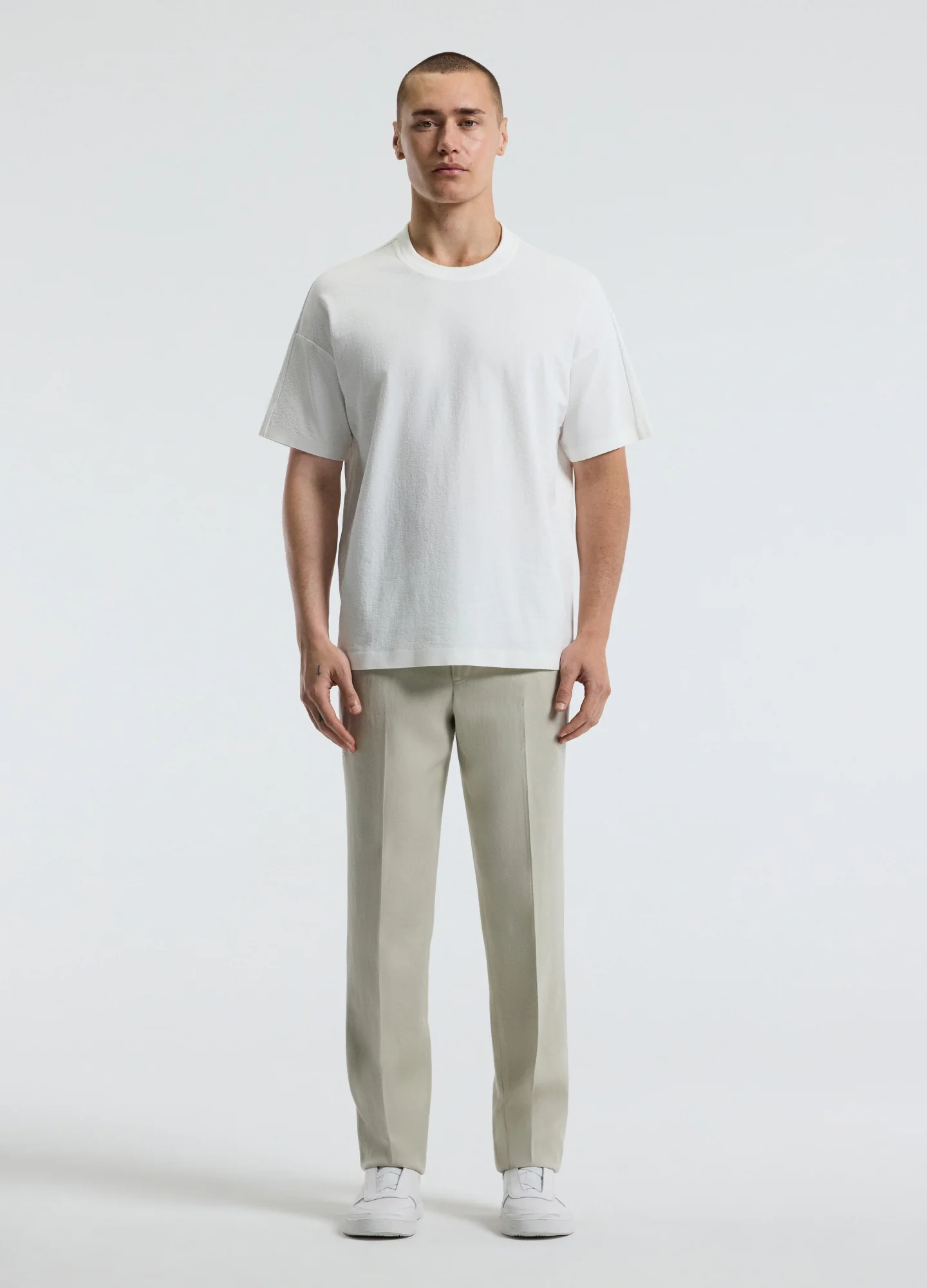 Loose Fit Crepe T-shirt White - Image 2