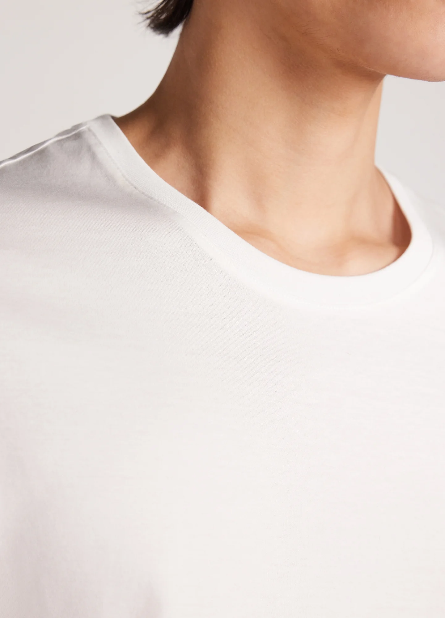 Mercerised Crew Neck T-Shirt White - Image 4