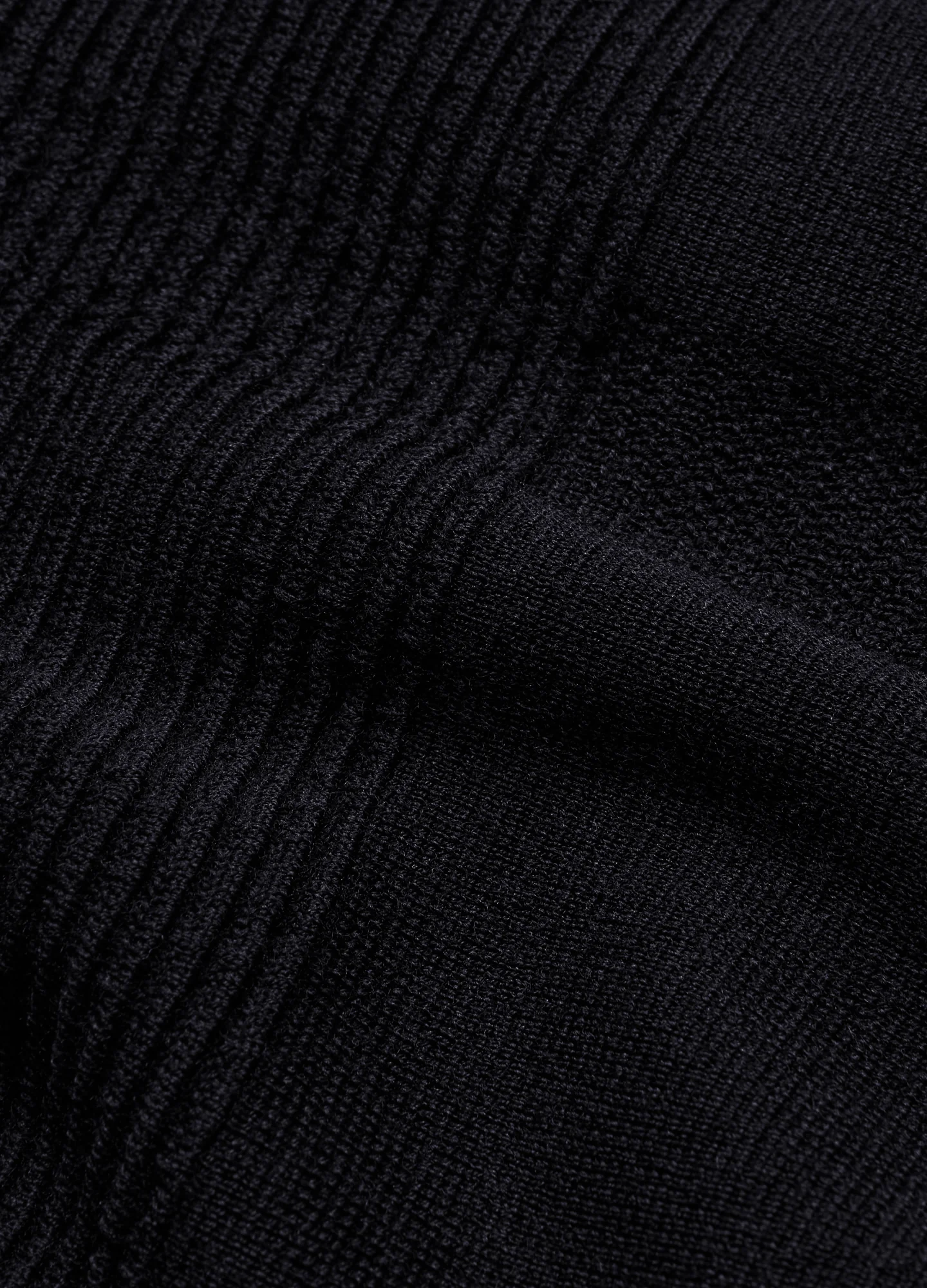 Merino Wool Crew Neck Sweater Black - Image 6