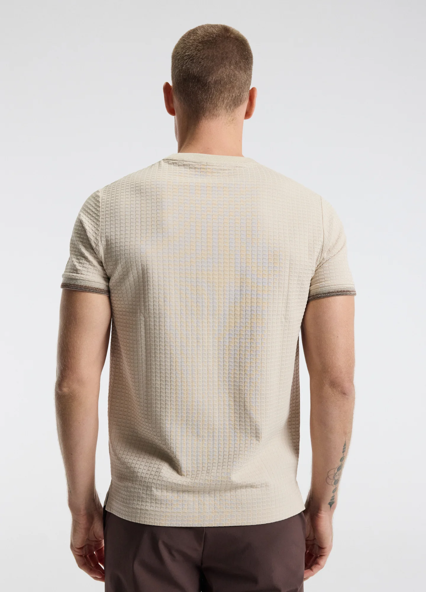 Ombre Cuff Jacquard T-shirt Natural - Image 4