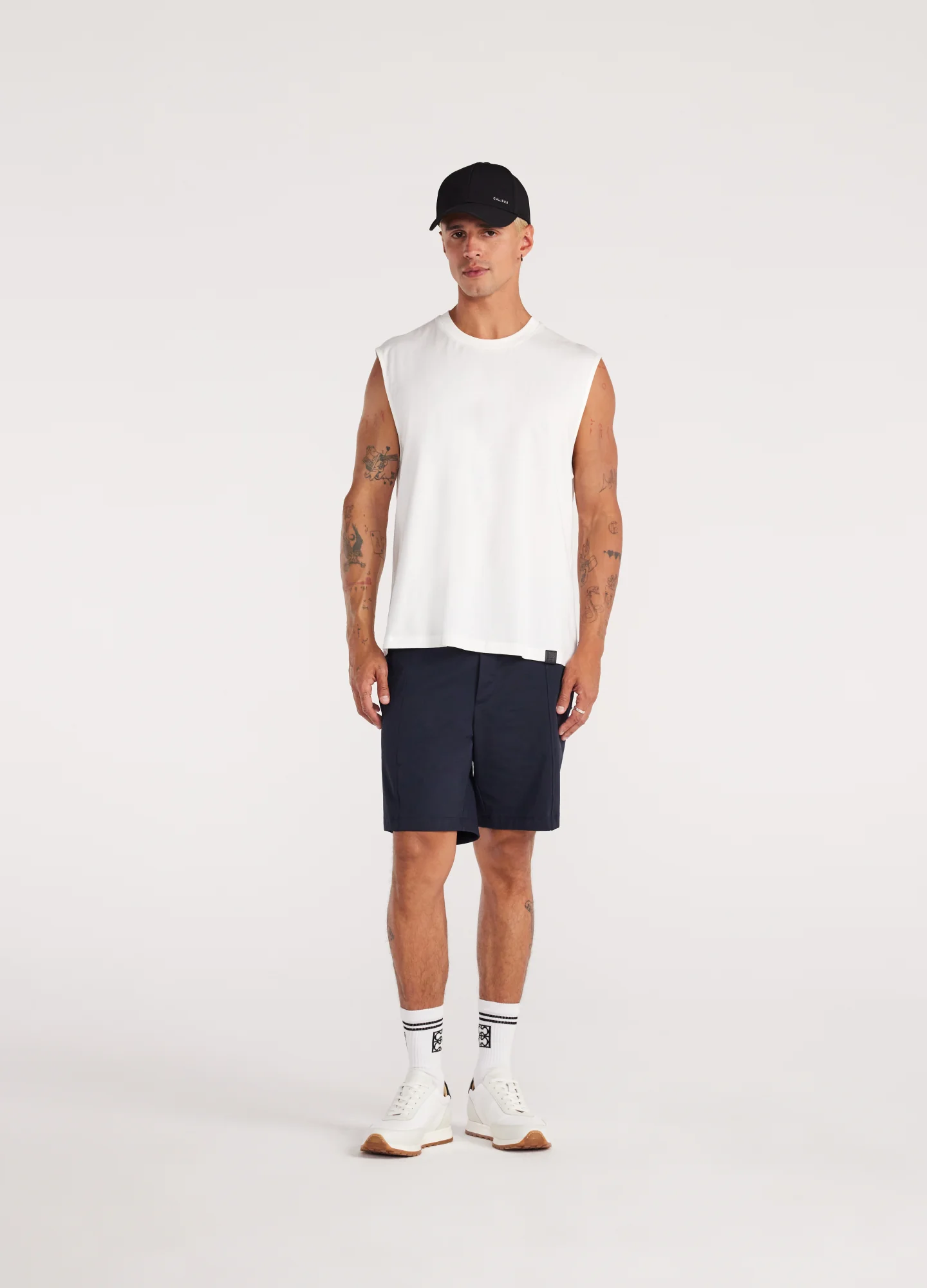 Performance Shorts Navy - Image 2