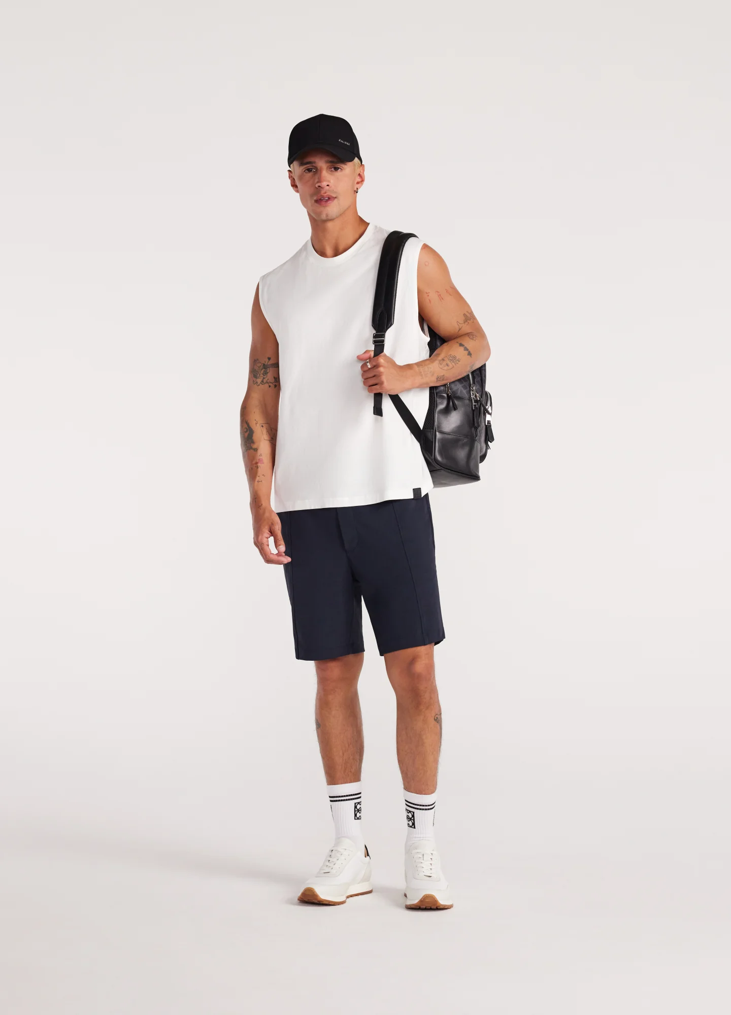 Performance Shorts Navy - Image 7