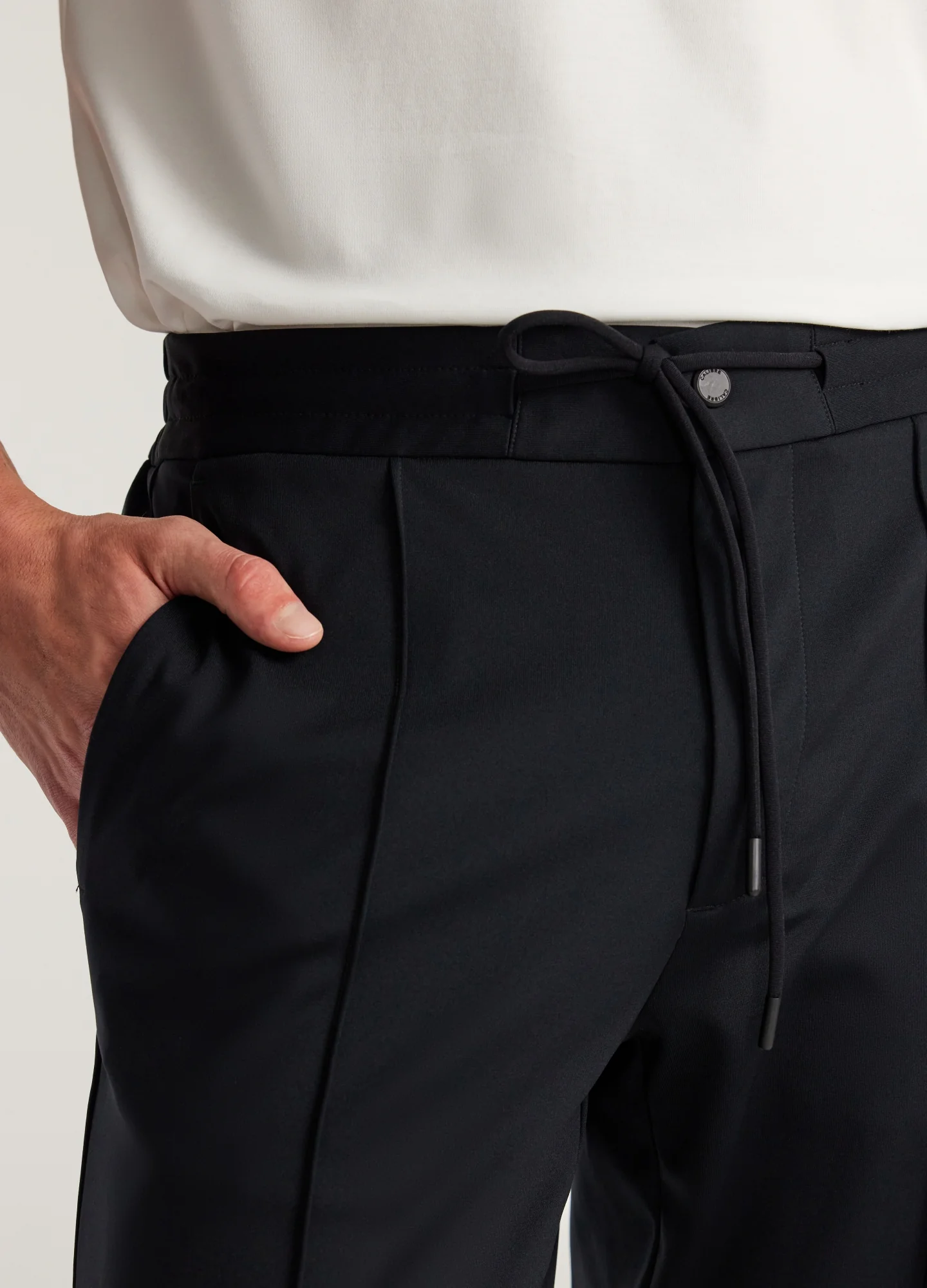 Performance Pintucked Pants Black - Image 4