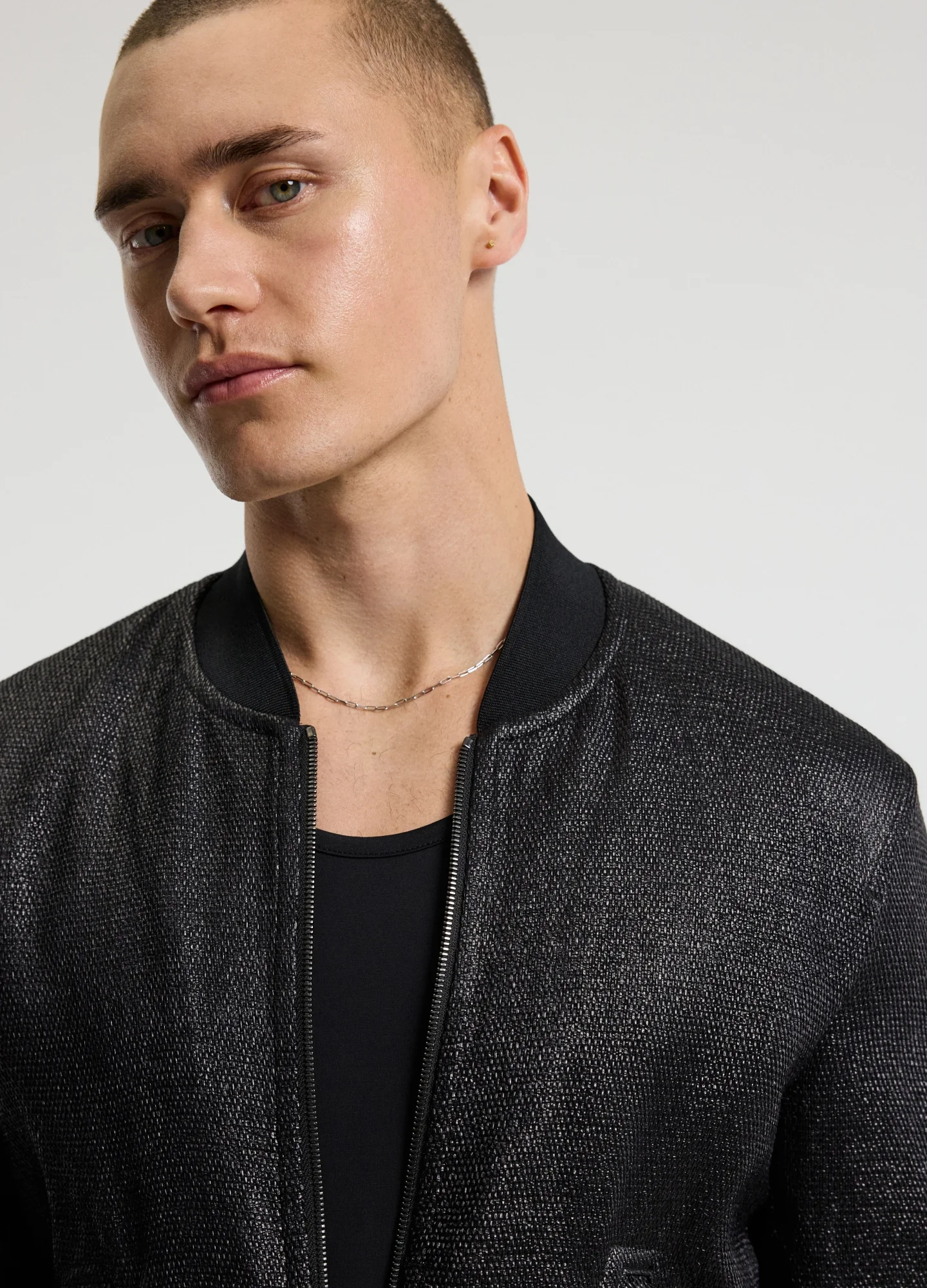 Raffia Bomber Jacket Black - Image 4