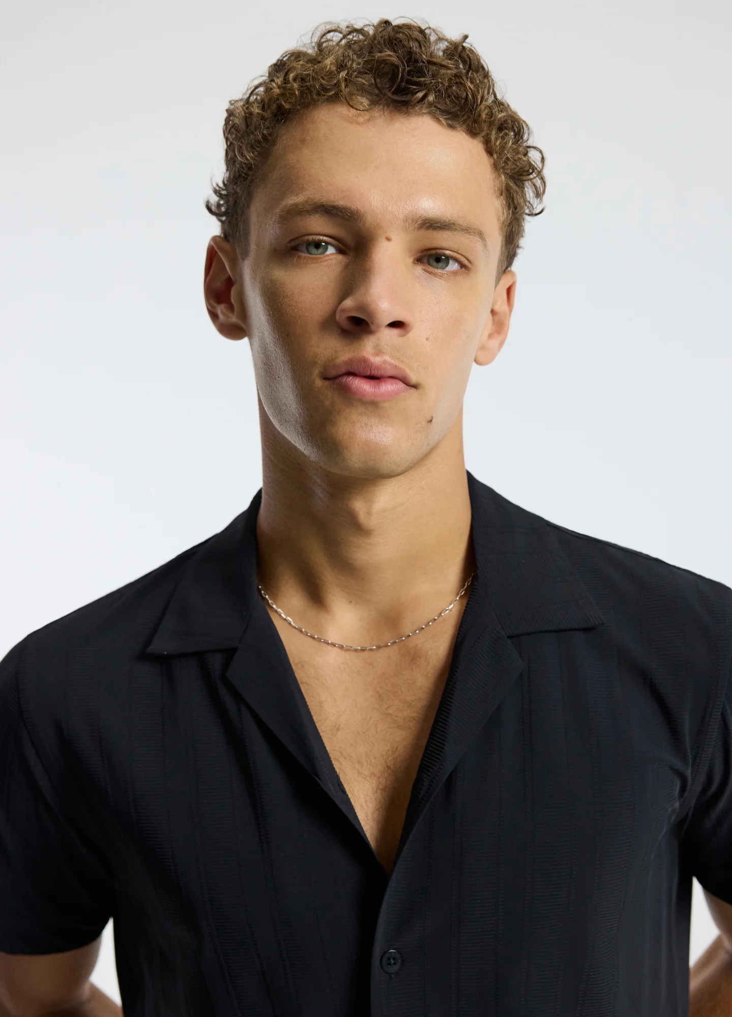 Self Stripe Cuban Collar Shirt Black - Image 4