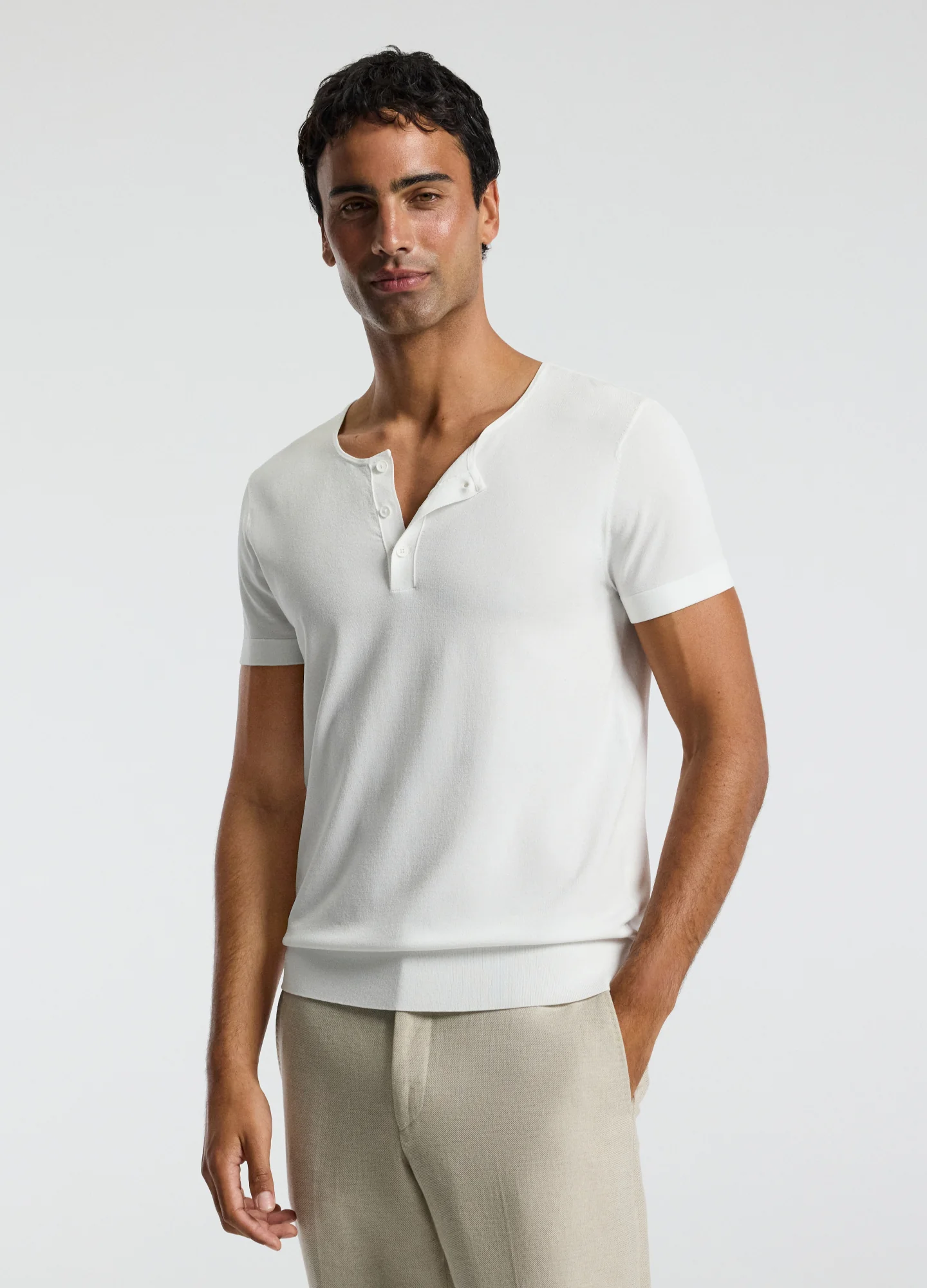 Short Sleeve Tech Henley Ivory - Image 3