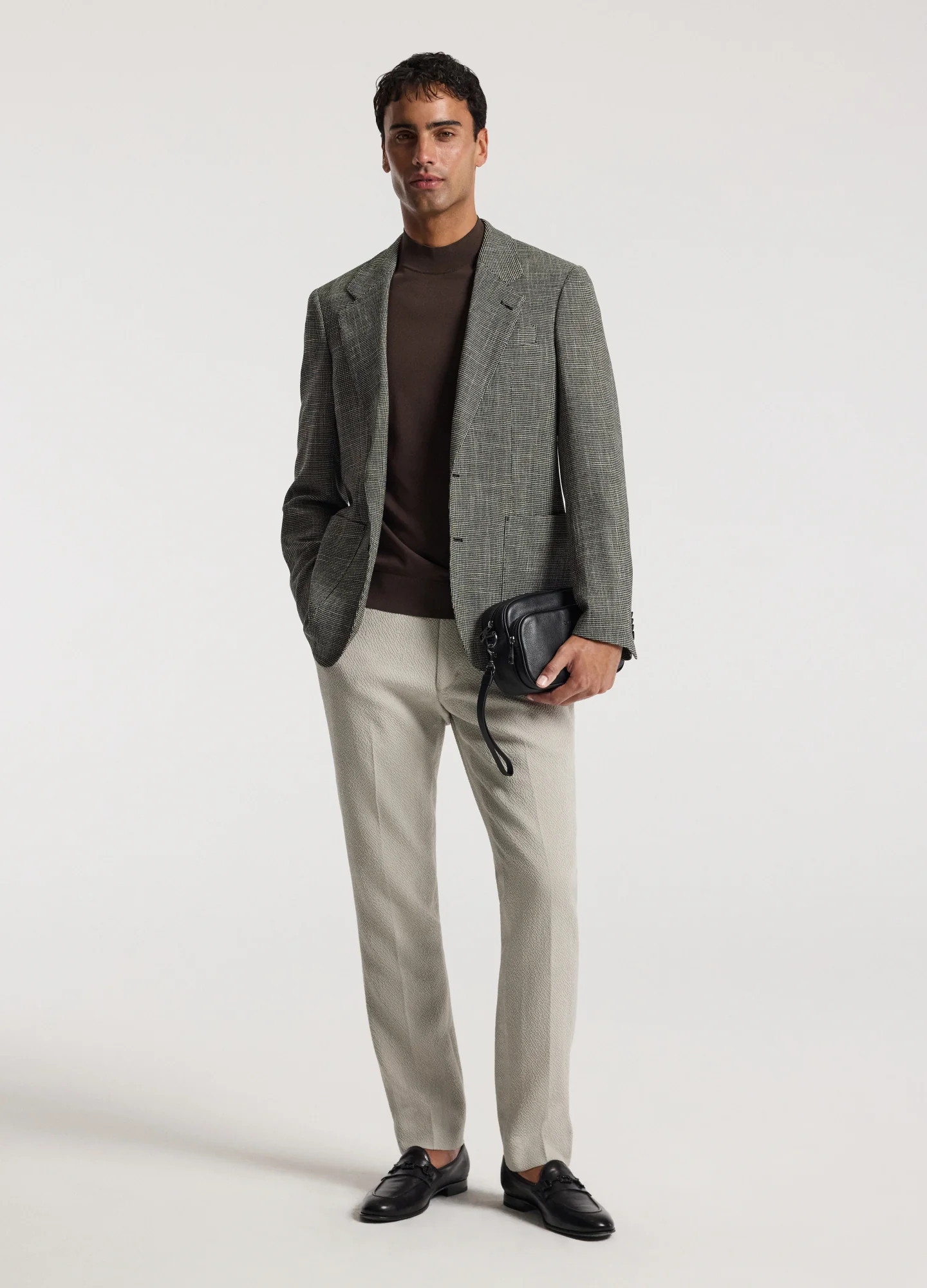 Slim Tech Knit T-shirt Mocha - Image 7