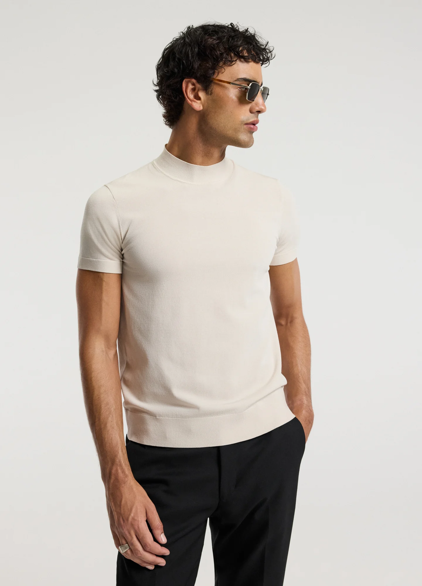 Slim Tech Knit T-shirt Parchment - Image 3