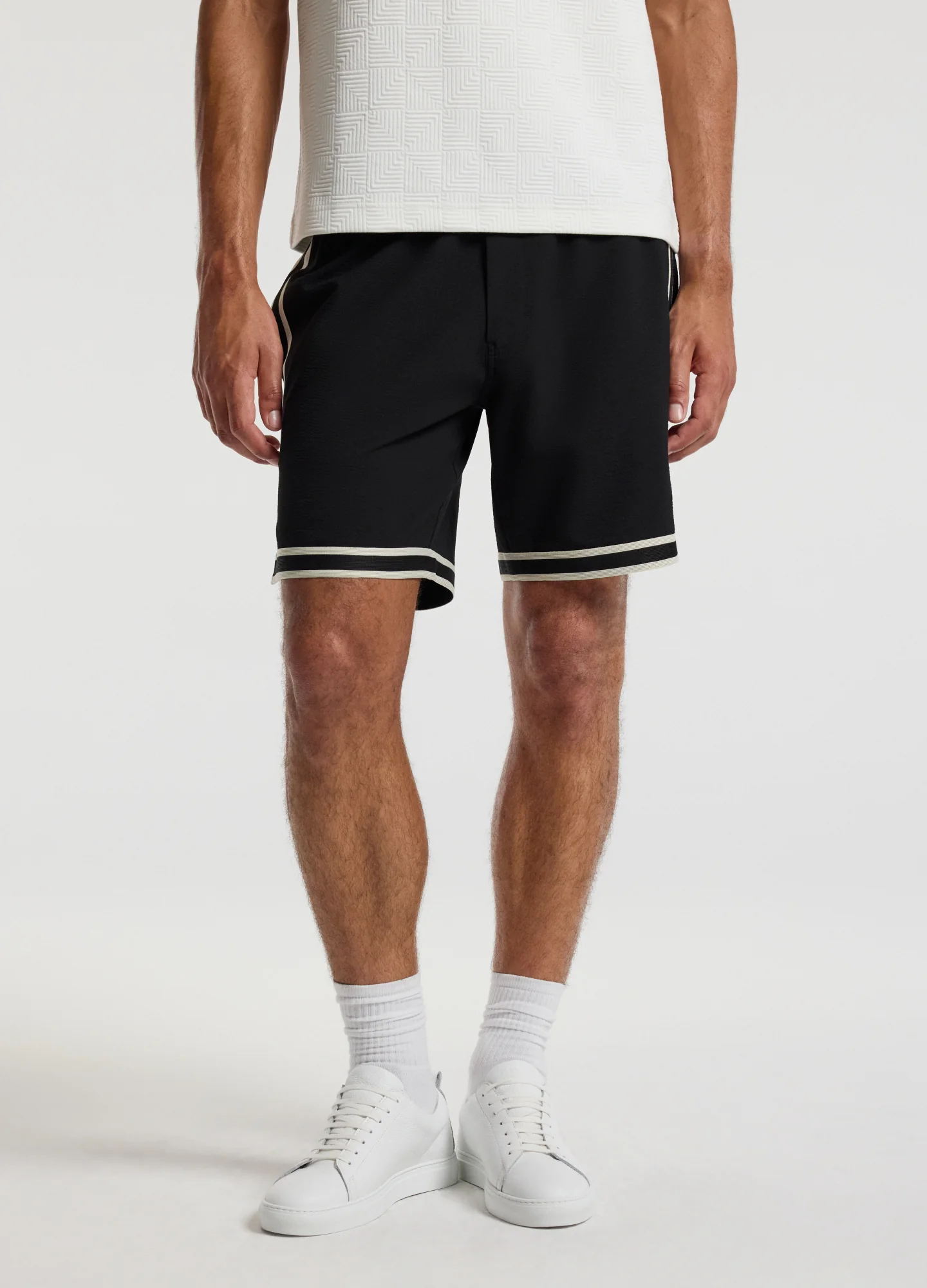 Stripe Trim Textured Shorts Black - Image 3