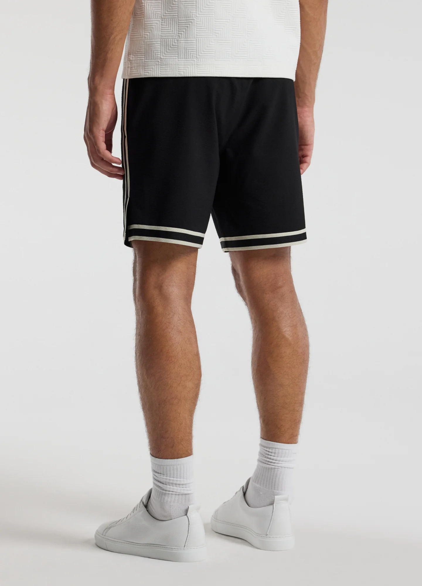 Stripe Trim Textured Shorts Black - Image 5