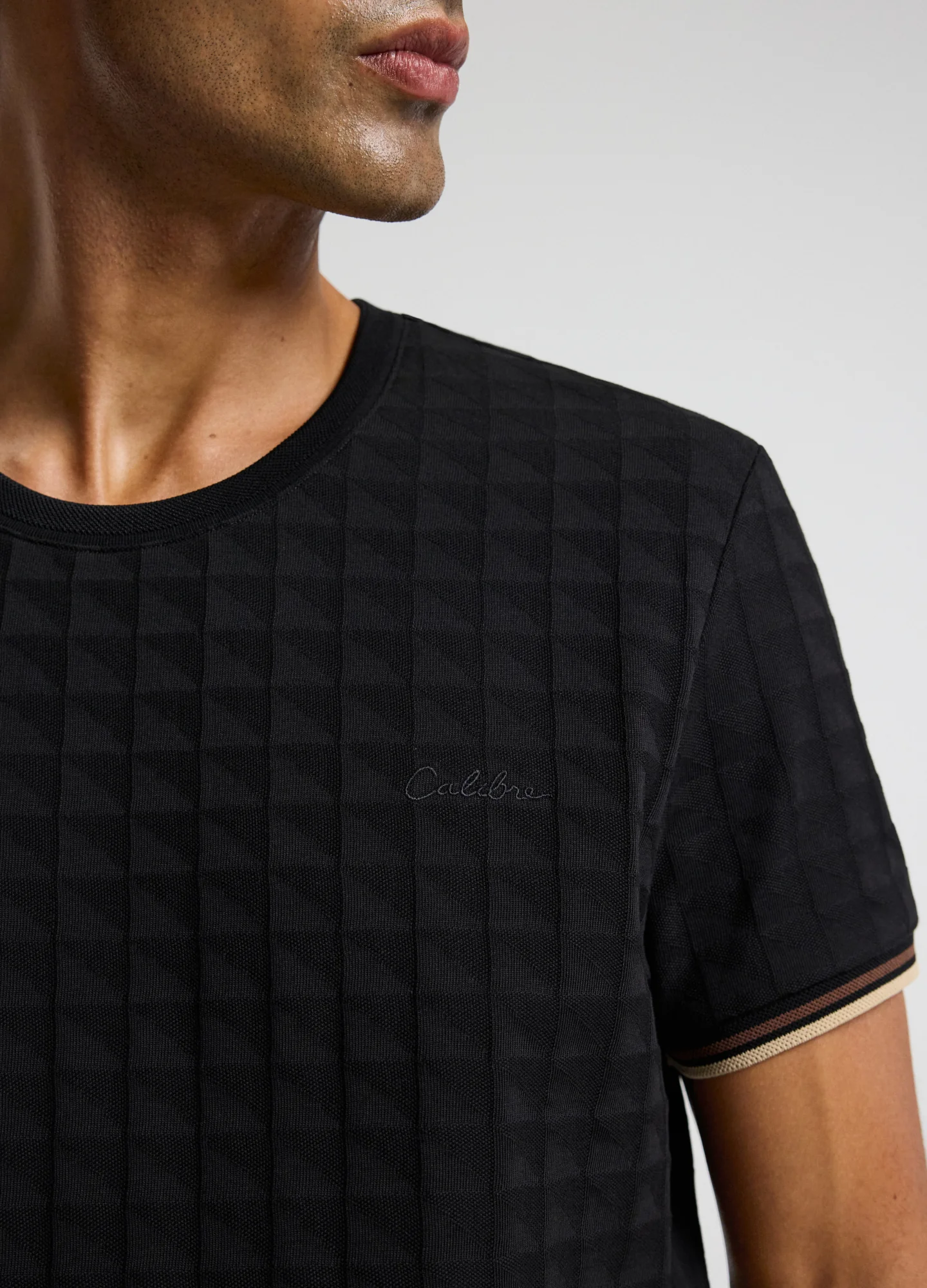 Stripe Trim Jacquard T-shirt Black - Image 4