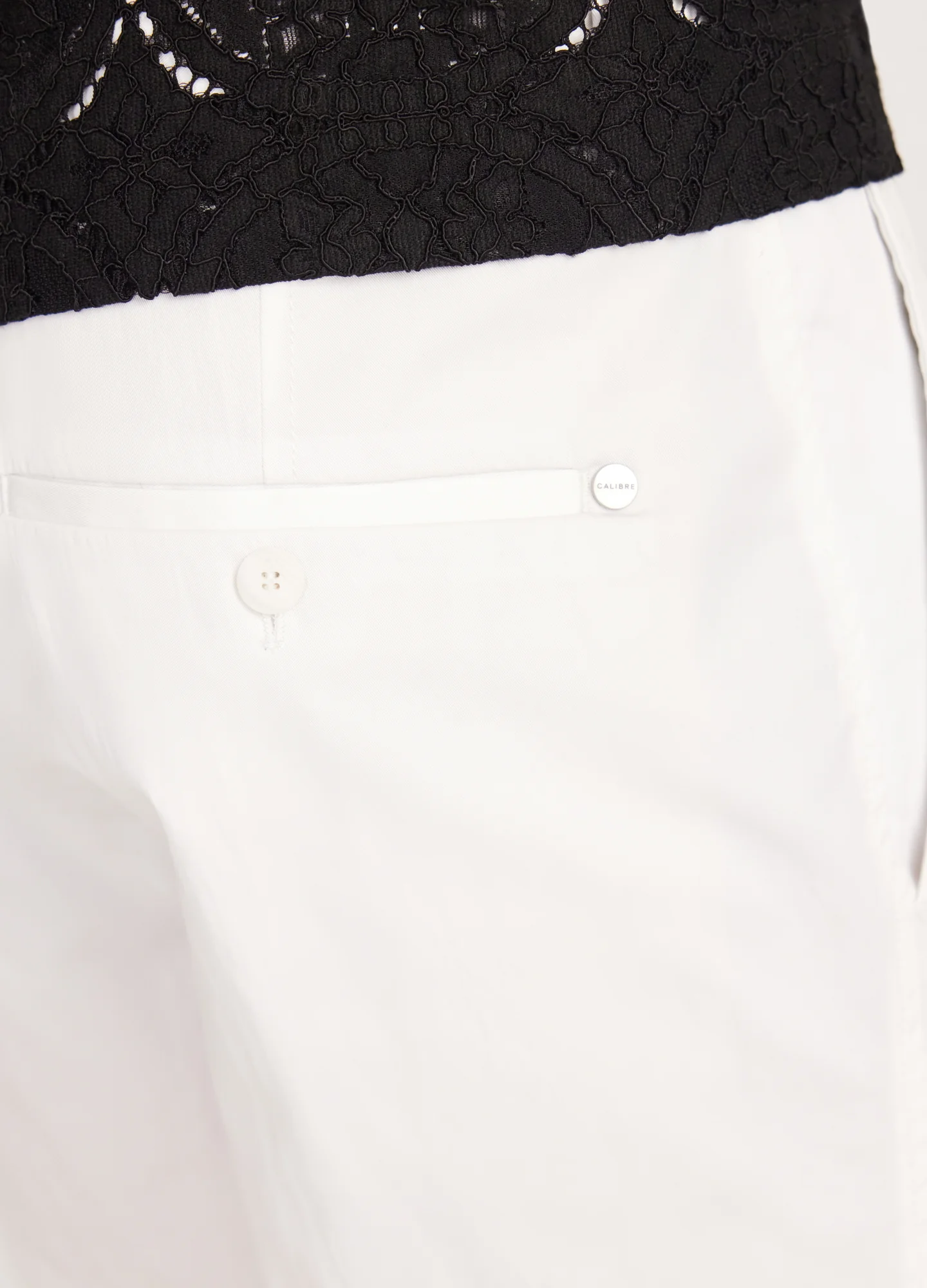 Tech Cotton Shorts White - Image 4