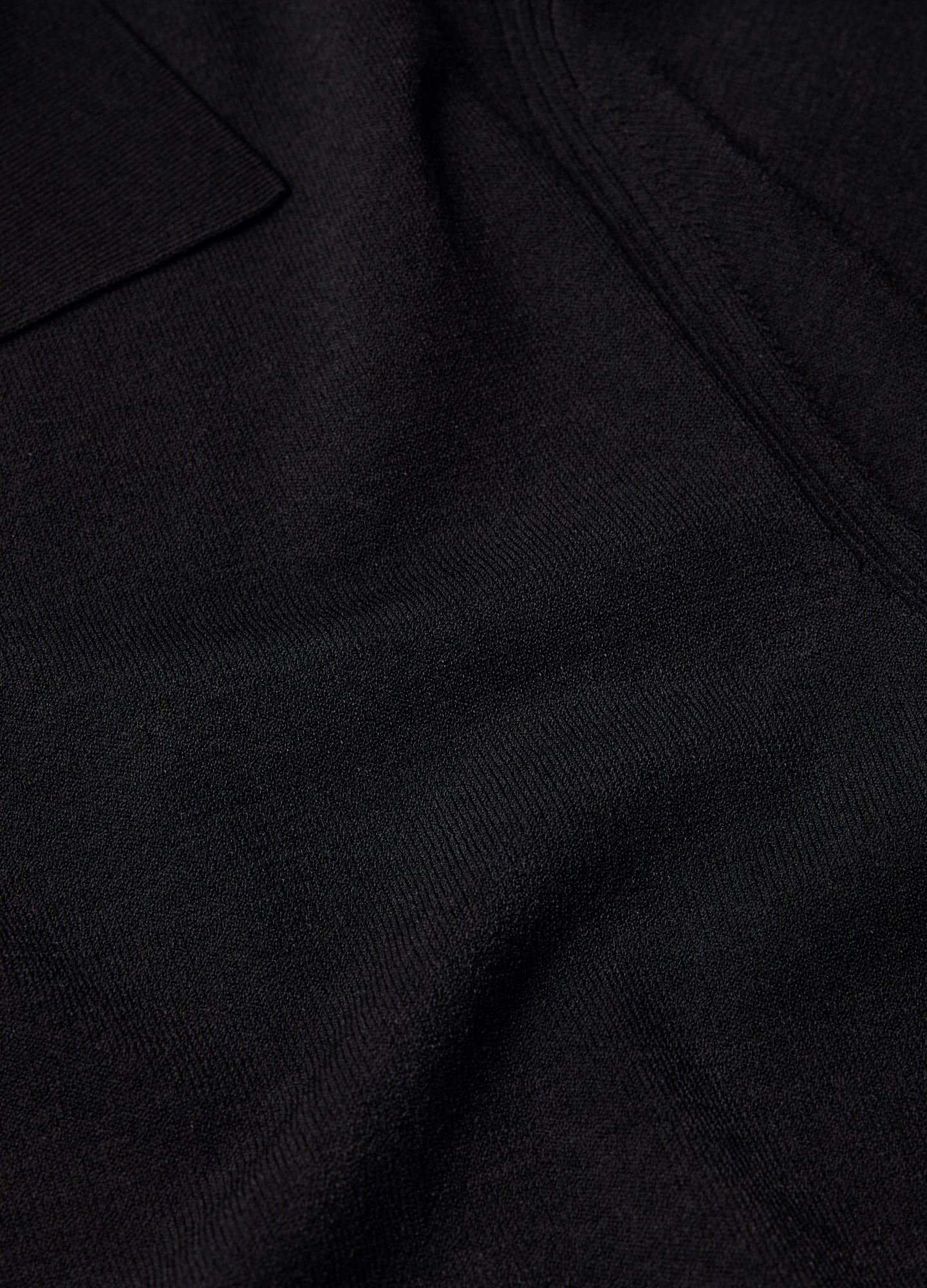 Tech Shoulder Trim Polo Black - Image 6