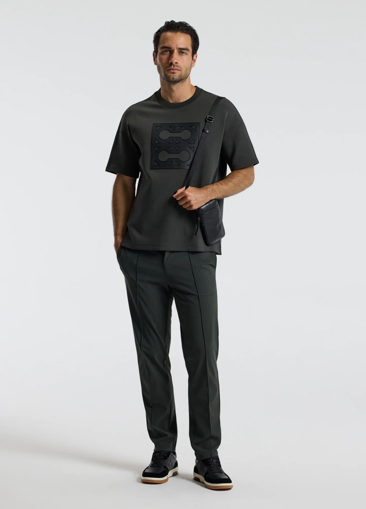 Technical Knit Pintucked Pants Khaki - Image 2