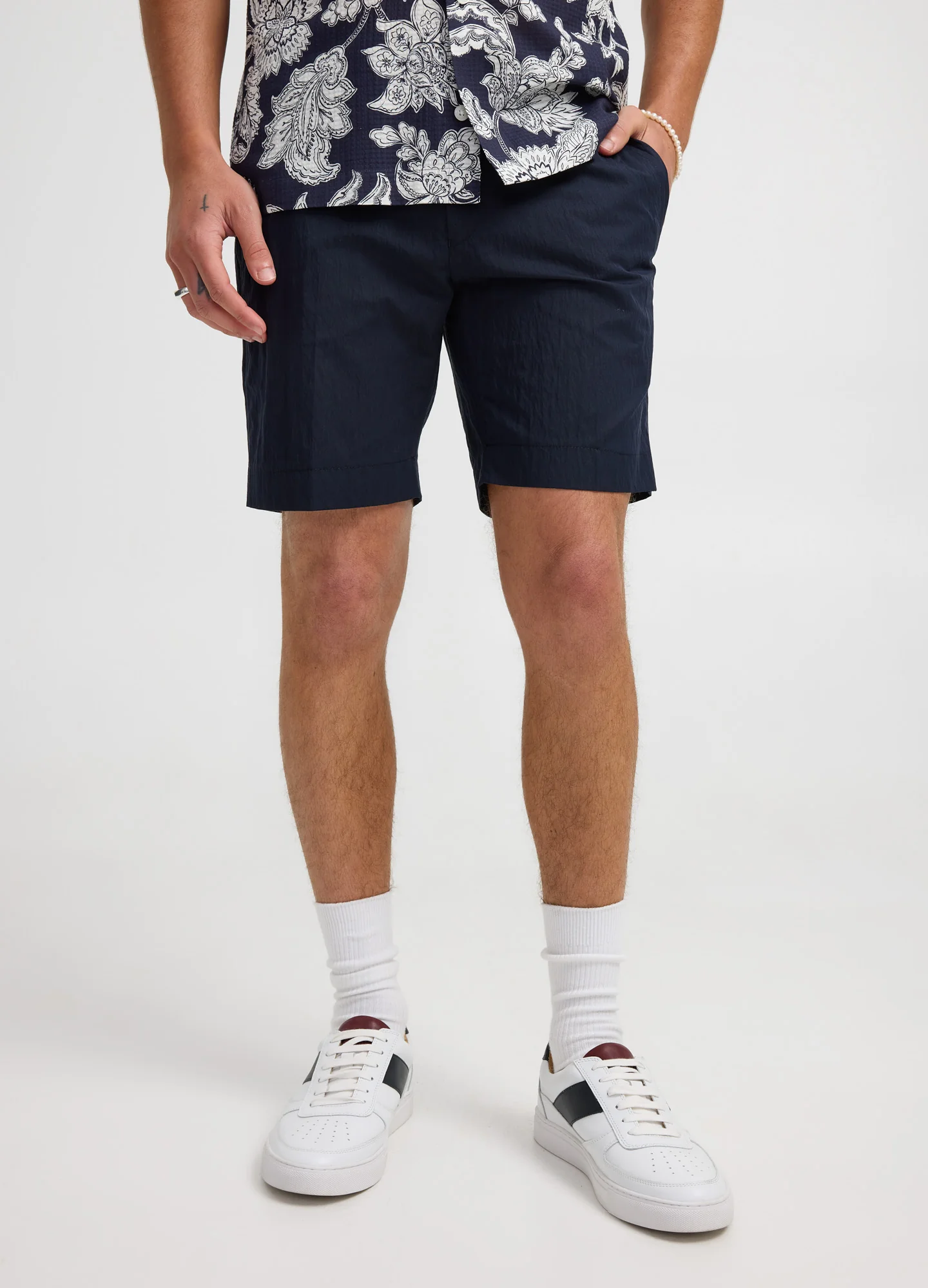 Textured Twill Shorts Navy - Image 3